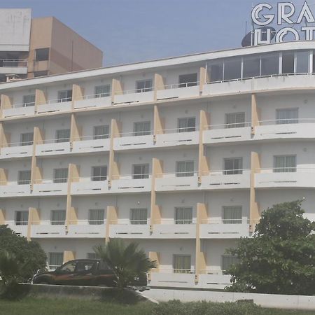 Le Grand Hotel d'Abidjan Extérieur photo