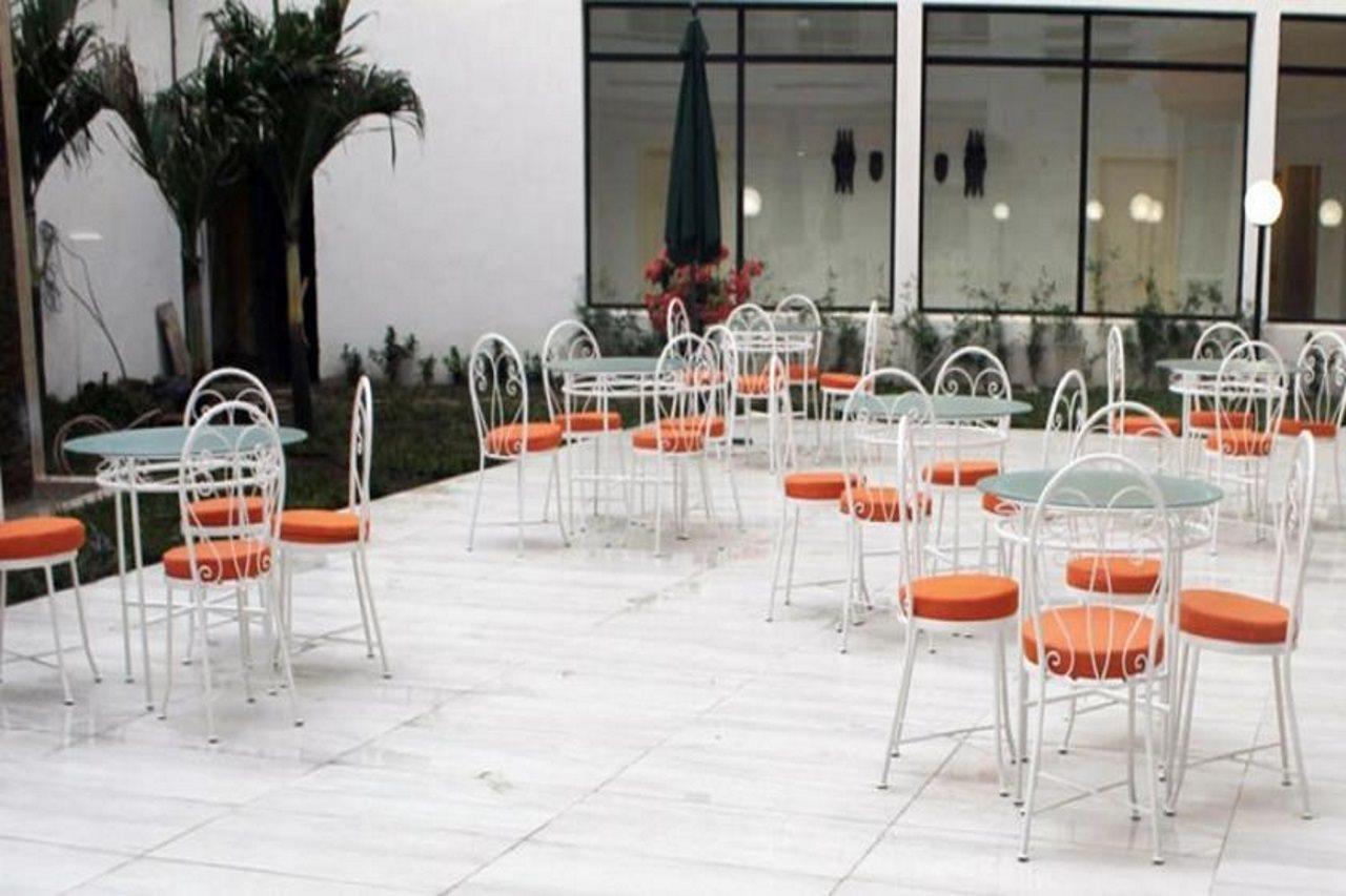 Le Grand Hotel d'Abidjan Extérieur photo