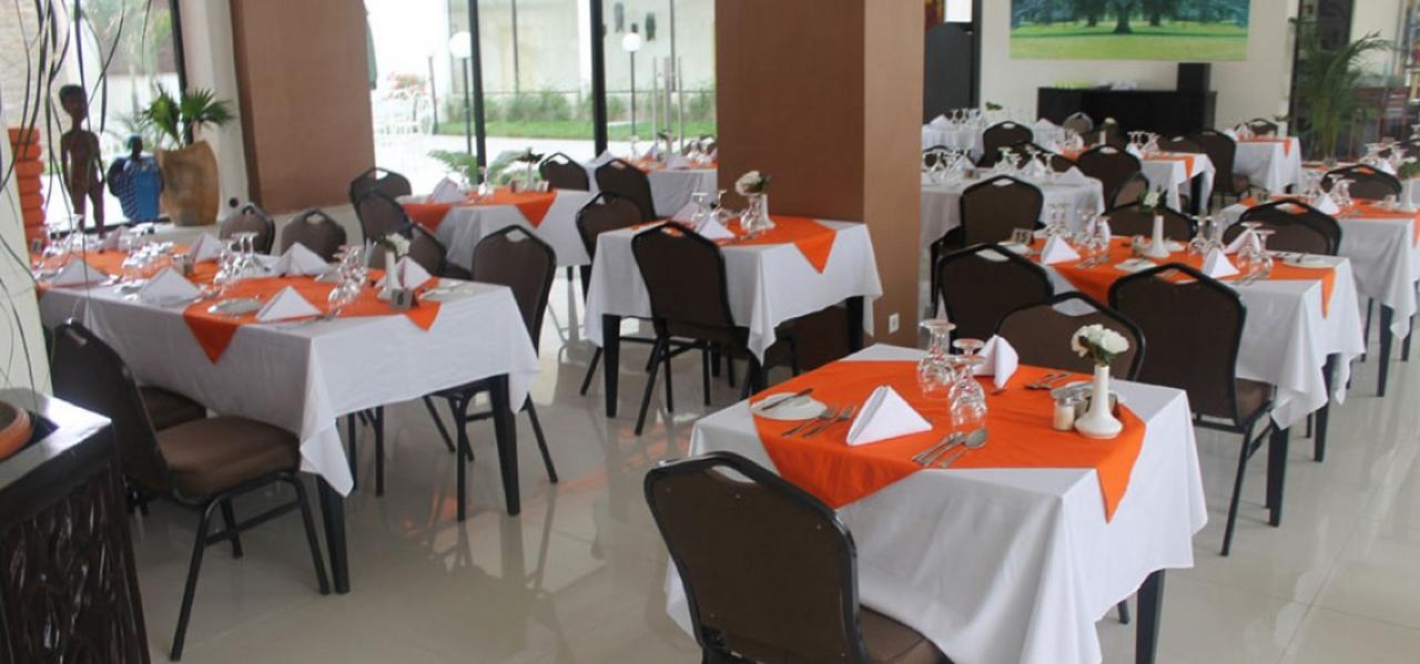 Le Grand Hotel d'Abidjan Extérieur photo